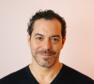 novidades Paid Manny Medina Co founder and CEO.jpg